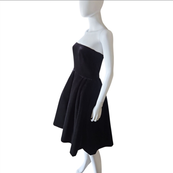 ALEX PERRY | Bryn Runway Strapless Velvet Cocktail Dress Sculpted Bodice US 8 - Picture 6 of 11